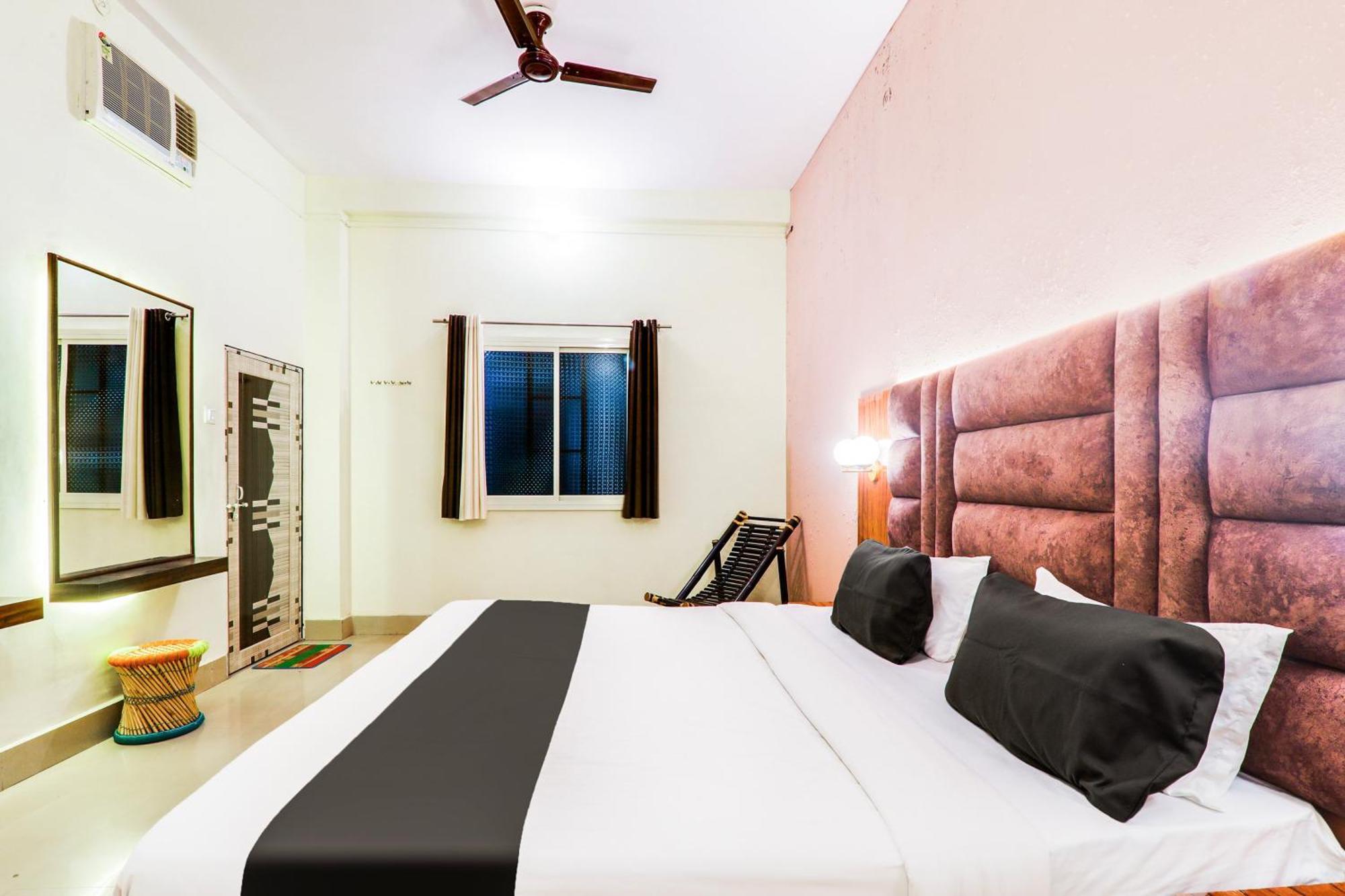 Hotel O Shree Hotel Mriduni Varanasi Esterno foto